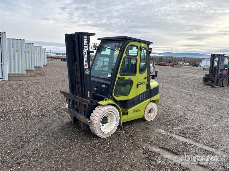 Clark C35 6000 lb Cushion Tire Forklift Інше