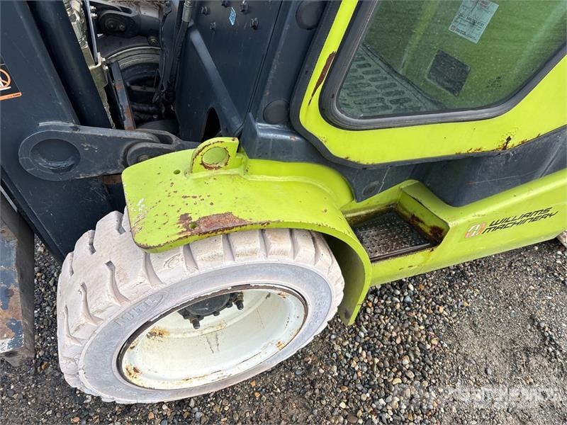 Clark C35 6000 lb Cushion Tire Forklift Інше