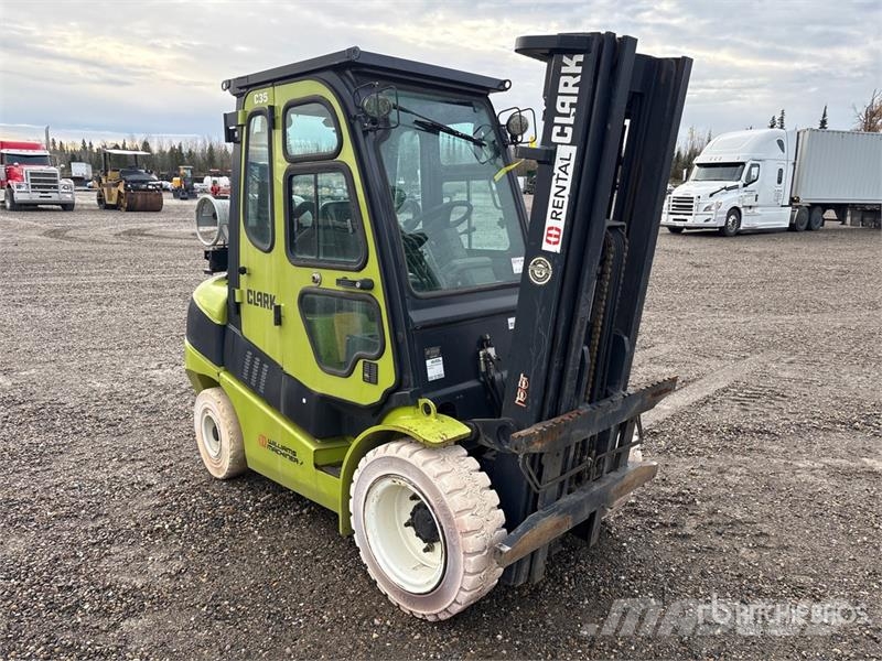 Clark C35 6000 lb Cushion Tire Forklift Інше