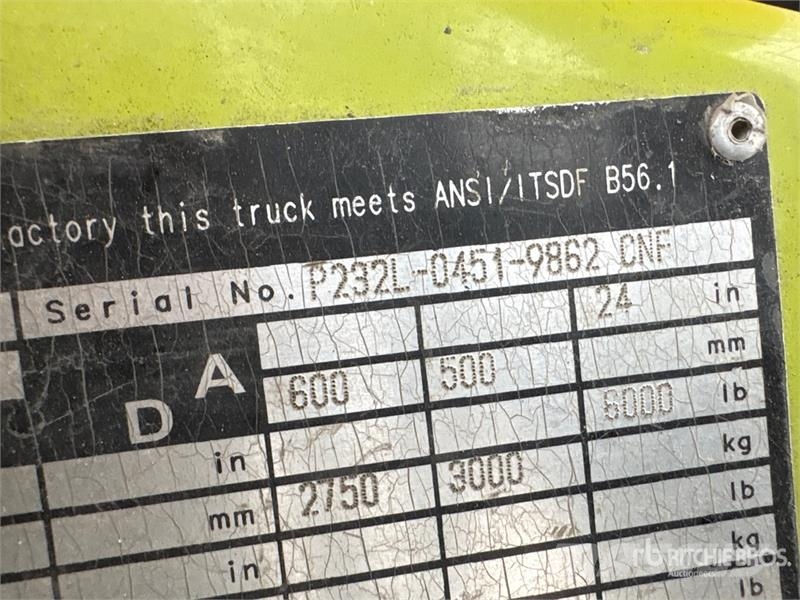 Clark C35 6000 lb Cushion Tire Forklift Інше