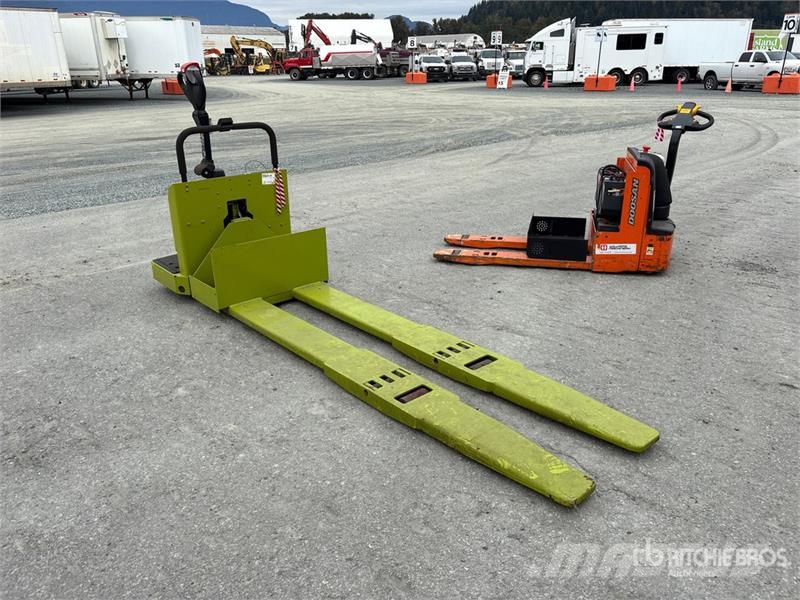 Clark HWX30 Hand pallet truck