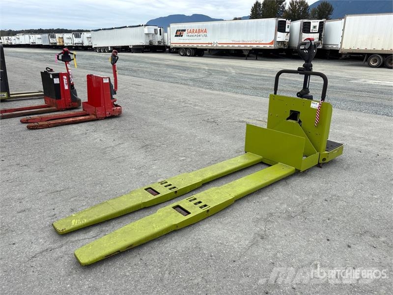 Clark HWX30 Hand pallet truck