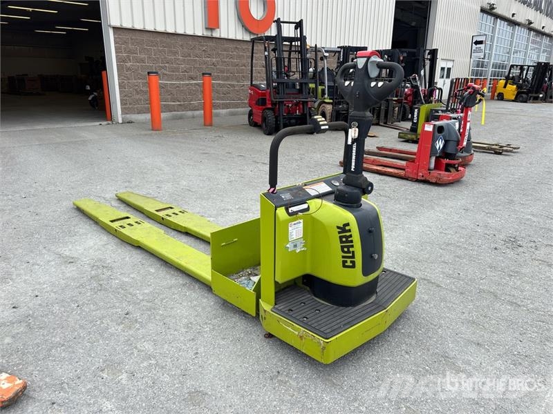 Clark HWX30 Hand pallet truck