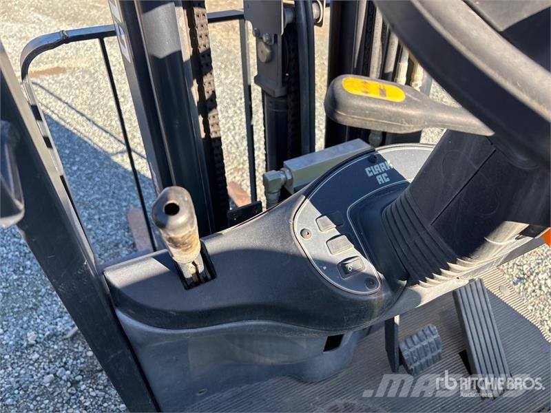 Clark TMX15S 2500 lb Cushion Tire Forklift Carrelli elevatori-Altro