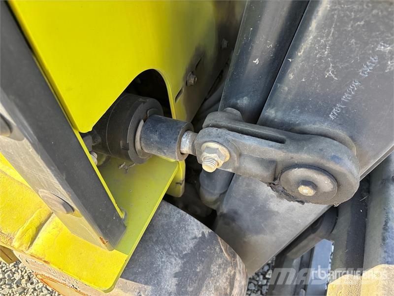 Clark TMX15S 2500 lb Electric Forklift Akumulátorové vozíky