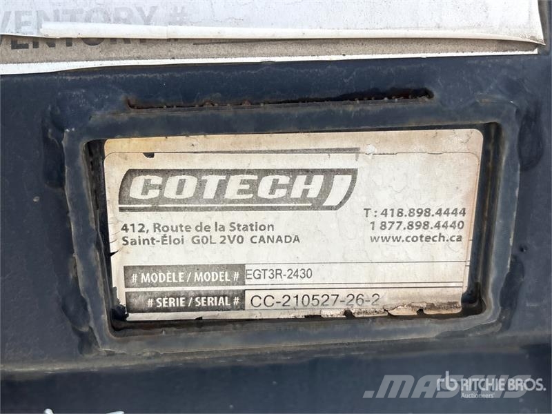 COT EGT3R-2430 28 in Digging Excavator Bucket Kašike / Korpe