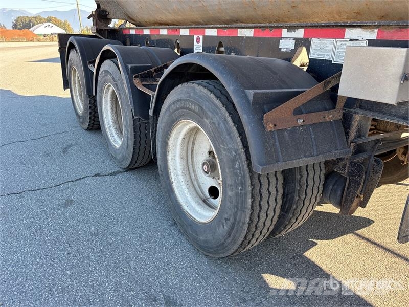  Cross Country 36 ft Tri/A Side Dump Trailer Самоскиди