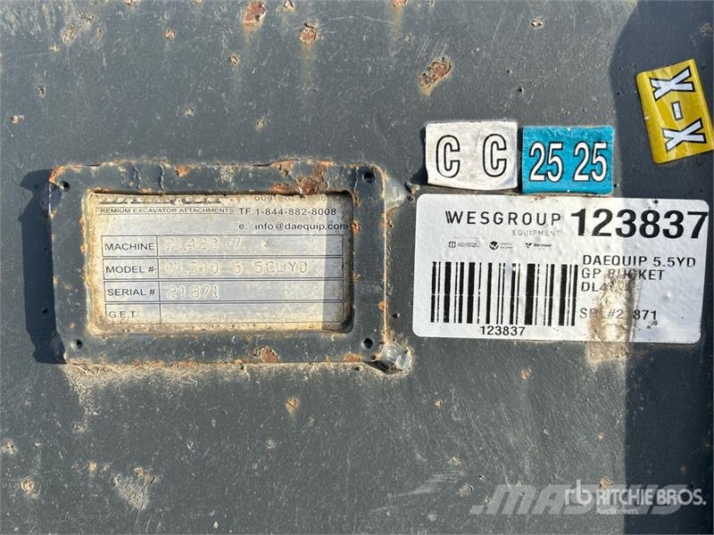 DaeQuip 124 in 5.5 cyd Wheel Loader Bucket Kašike / Korpe