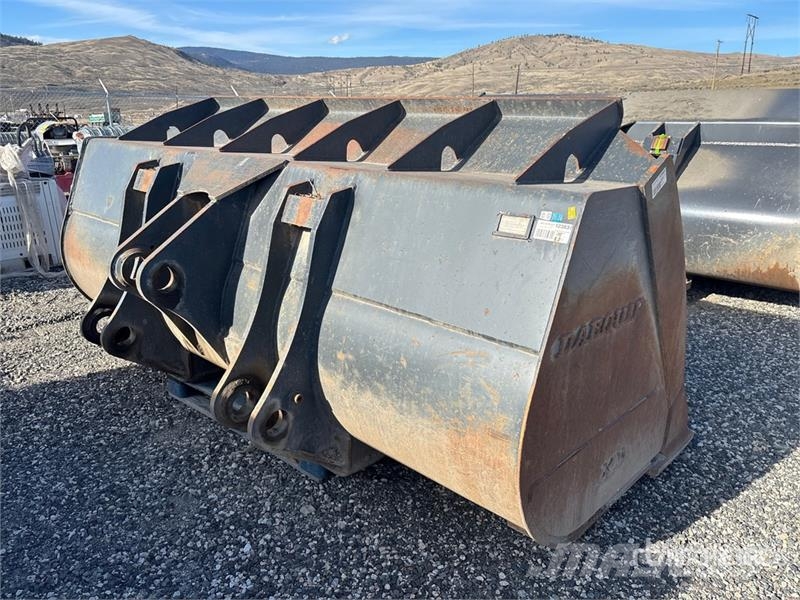 DaeQuip 124 in 5.5 cyd Wheel Loader Bucket Kauhat