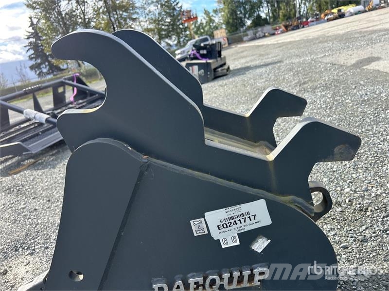DaeQuip 14 in Q/C Digging Excavator Bucket (Unused) Kanalak
