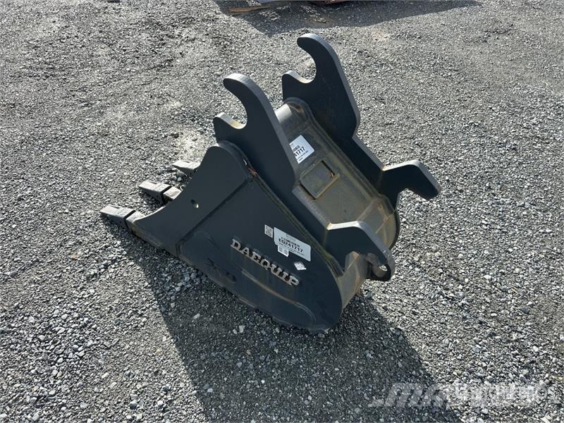 DaeQuip 14 in Q/C Digging Excavator Bucket (Unused) Kanalak
