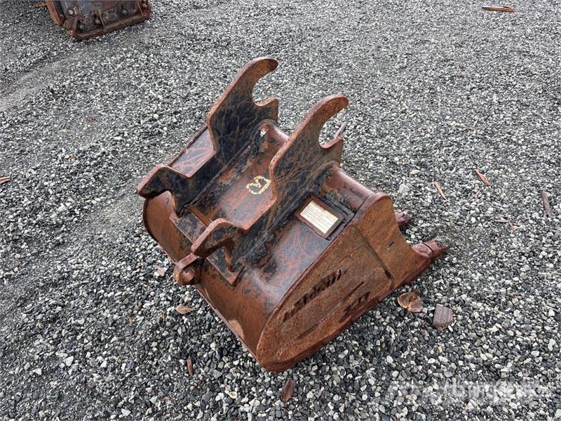 DaeQuip 24 in Digging Excavator Bucket - Fits Kubota ZX50U Žlice