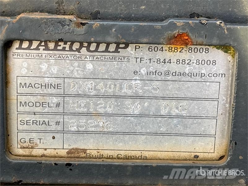 DaeQuip 28 in Digging Excavator Bucket Kauhat