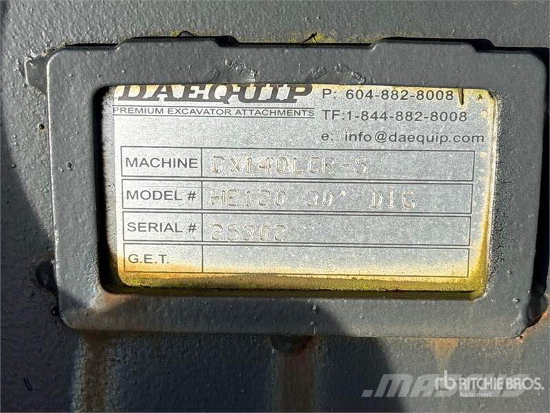 DaeQuip 28 in Digging Excavator Bucket (Unused) Žlice
