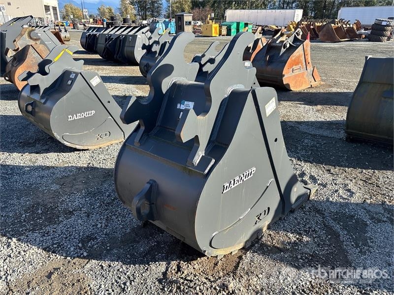 DaeQuip 32 in Digging Excavator Bucket Kauhat