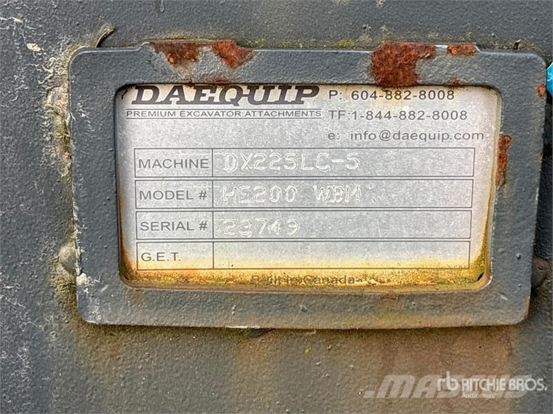 DaeQuip 34 in Digging Excavator Bucket Kauhat