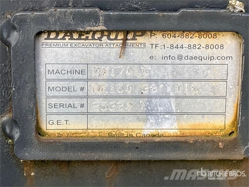 DaeQuip 34 in Digging Excavator Bucket (Unused) Kauhat