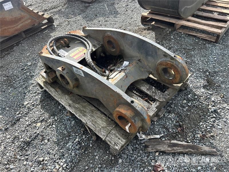 DaeQuip 350 Excavator Coupler موصلات سريعة