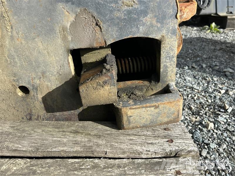 DaeQuip 350 Hydraulic Excavator Coupler Snelkoppelingen