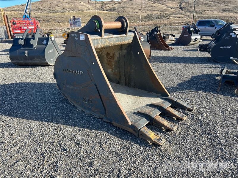DaeQuip 48 in Digging Excavator Bucket (Unused) Kauhat