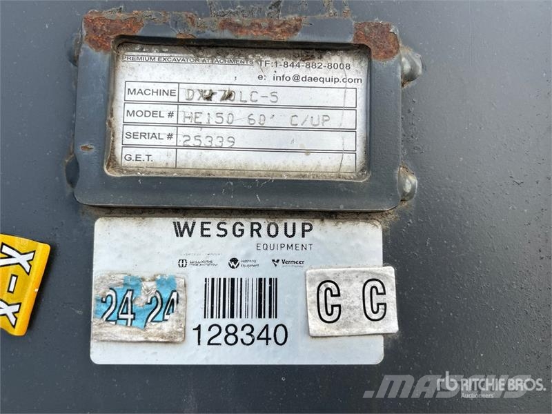 DaeQuip 60 in Cleanup Excavator Bucket (Unused) Kauhat