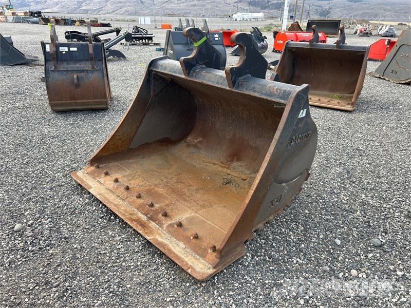 DaeQuip 60 in Cleanup Excavator Bucket Kauhat