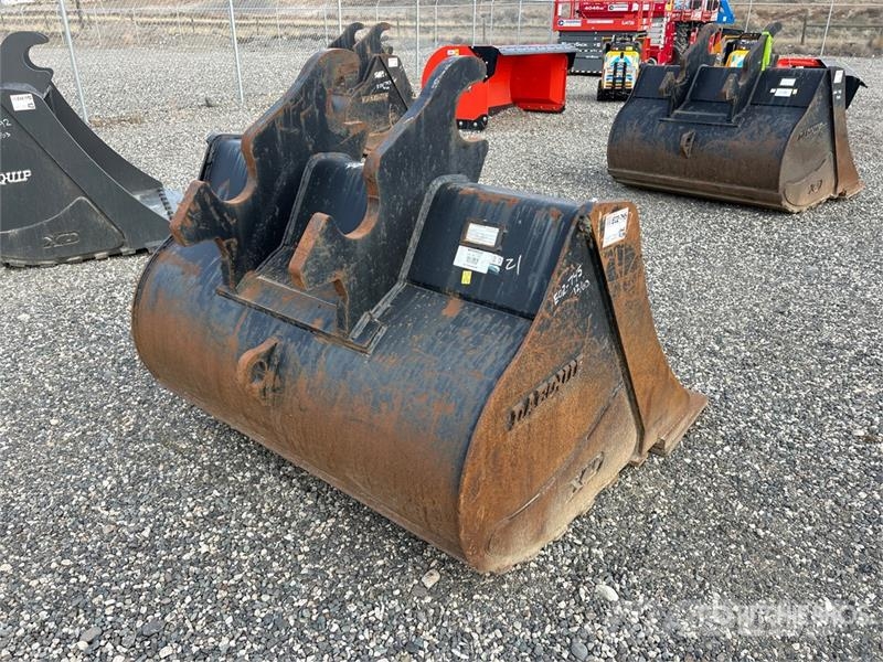 DaeQuip 60 in Cleanup Excavator Bucket Kauhat