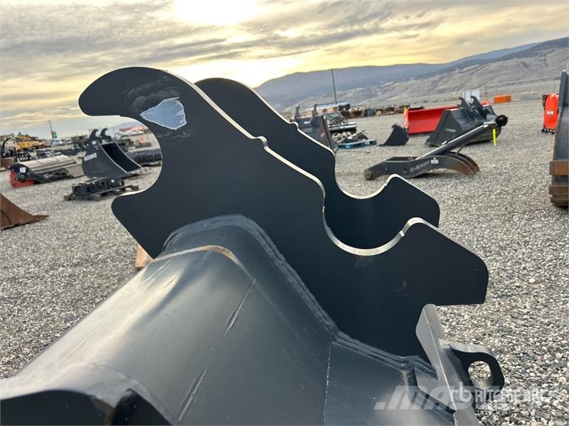 DaeQuip 60 in Cleanup Excavator Bucket (Unused) Kauhat