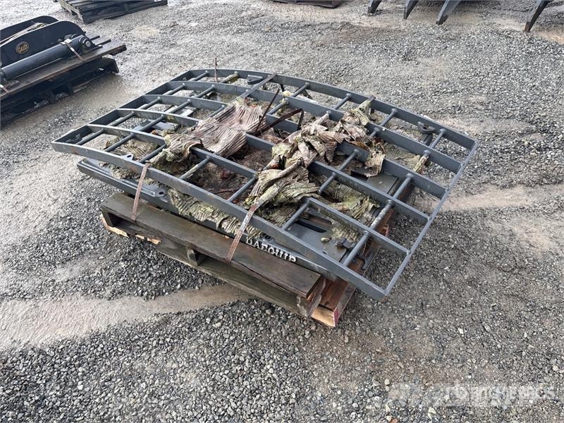 DaeQuip HE120 70 in Cab Guard Other components