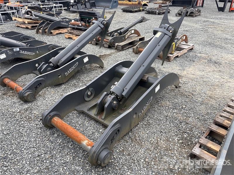 DaeQuip HE120 72 in Hydraulic Excavator Thumb Kaušai