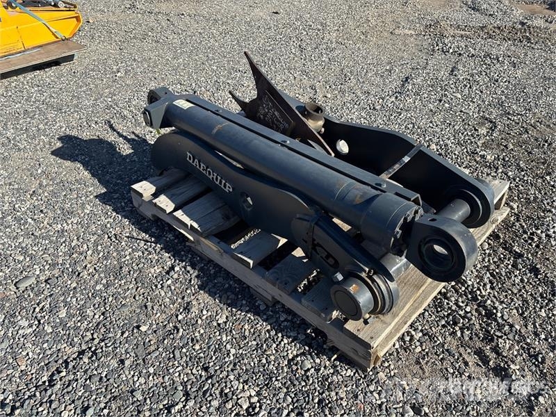 DaeQuip HE150 22 in Hydraulic Excavator Thumb (Unused) Kanalak
