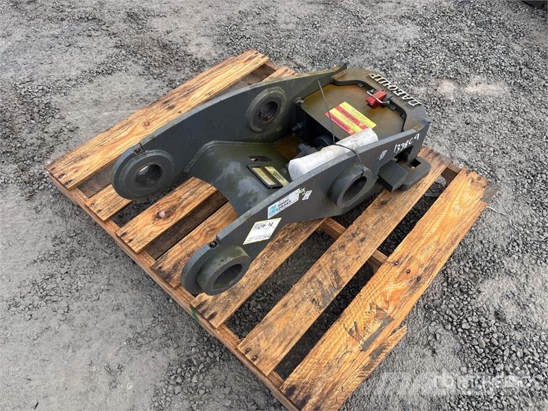 DaeQuip HE150 Excavator Coupler Бързи съединители