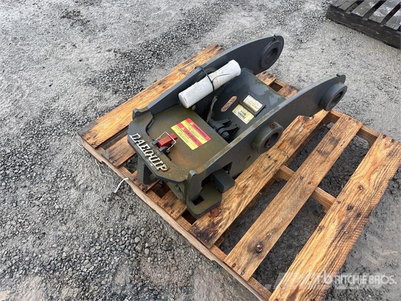 DaeQuip HE150 Excavator Coupler Бързи съединители