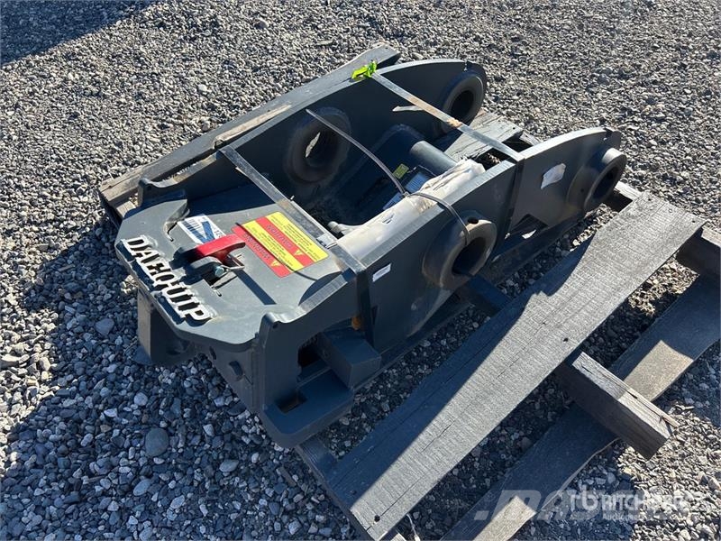 DaeQuip HE150 Hydraulic Wedge Excavator Coupler (Unused) Quick connectors