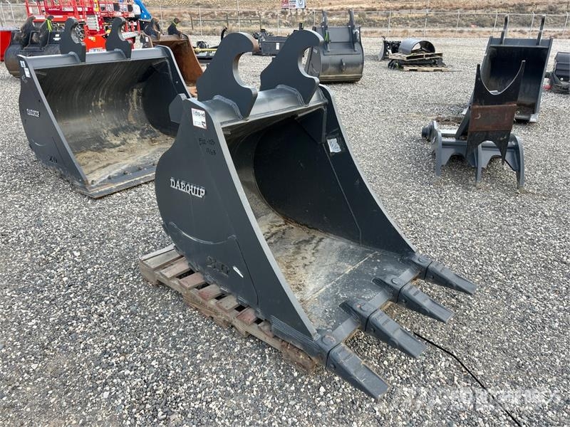 DaeQuip HE15036 36 in Digging Excavator Bucket (Unused) Kauhat