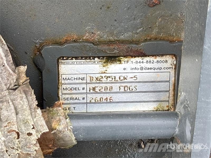 DaeQuip HE200 70 in Cab Guard Други компоненти