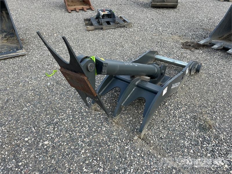 DaeQuip HE200 Excavator Thumb (Unused) Kauhat