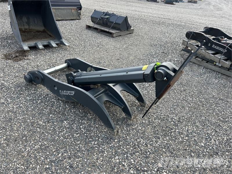 DaeQuip HE200 Excavator Thumb (Unused) Kauhat