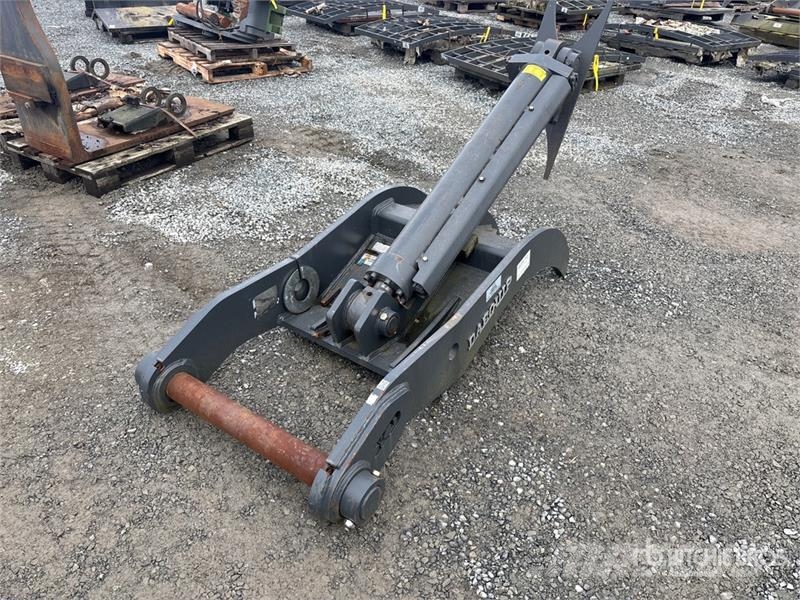 DaeQuip HE250 62 in Hydraulic Excavator Thumb Кофи