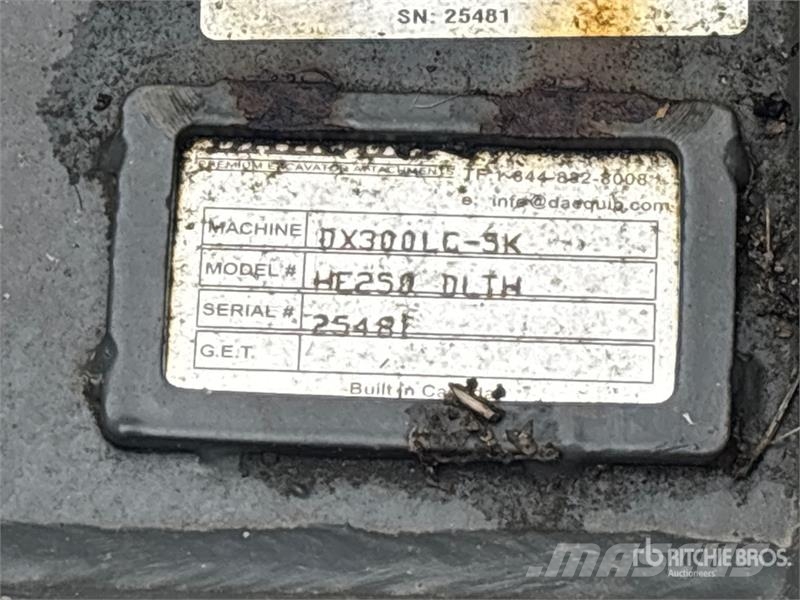 DaeQuip HE250 62 in Hydraulic Excavator Thumb Кофи