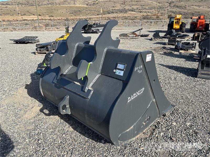 DaeQuip HE250 65 in Cleanup Excavator Bucket (Unused) Kauhat
