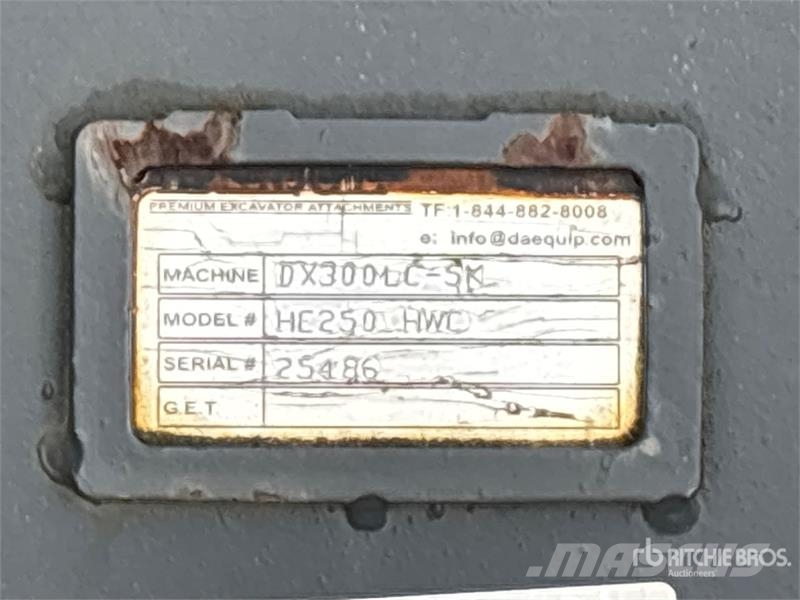 DaeQuip HE250 Excavator Coupler Бързи съединители