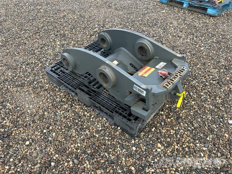 DaeQuip HE250 Excavator Coupler クイックヒッチ