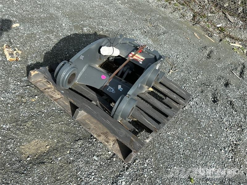 DaeQuip HE250 Excavator Coupler (Unused) موصلات سريعة