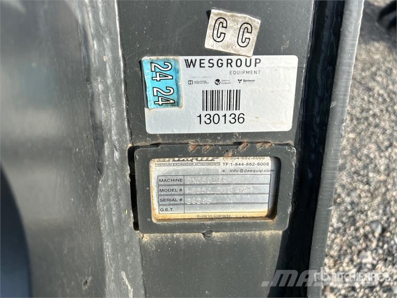 DaeQuip HE250 H 42 in Digging Excavator Bucket (Unused) Kašike / Korpe