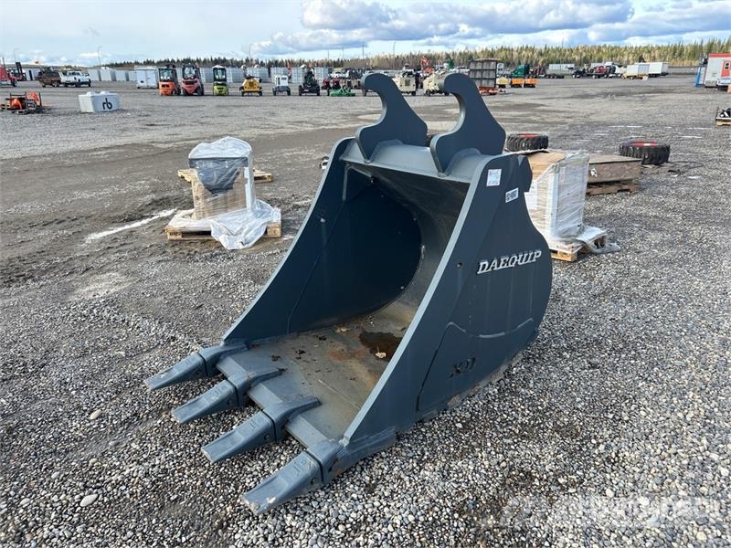 DaeQuip HE300 48 in Q/C Digging Excavator Bucket - Fits Do Кофи