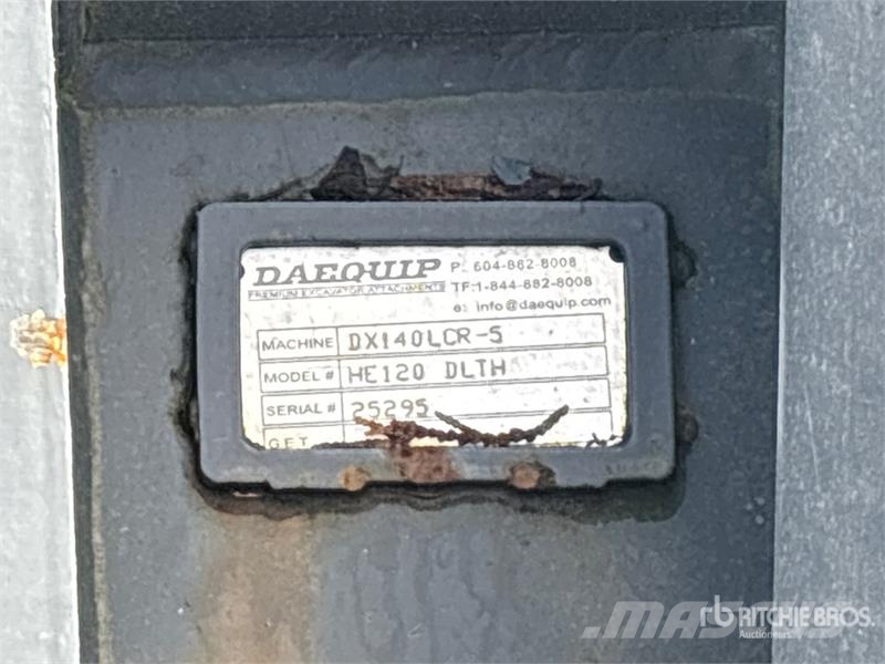 DaeQuip HE300 50 in Hydraulic Hydraulic Excavator Thumb Кофи