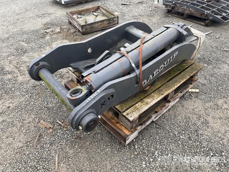 DaeQuip HE300 70 in Hydraulic Excavator Thumb Кофи