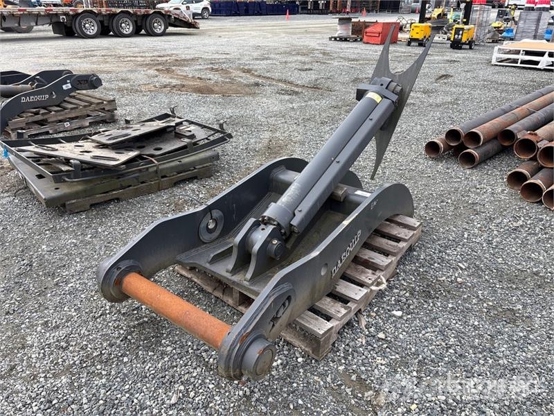 DaeQuip HE300 72 in Hydraulic Excavator Thumb Kauhat
