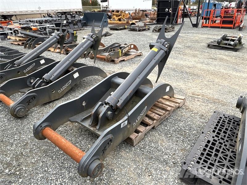 DaeQuip HE300 72 in Hydraulic Excavator Thumb Kašike / Korpe